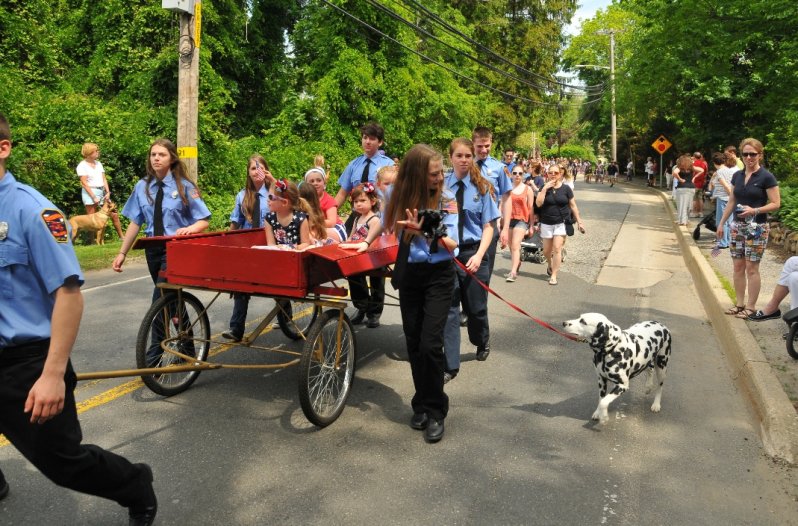Centerport Parade