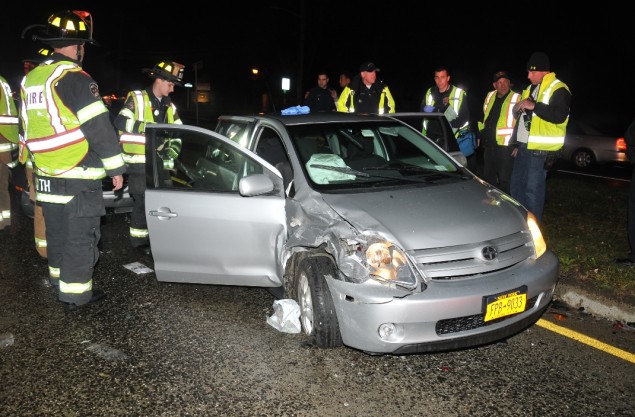 Dix Hills Crash 3