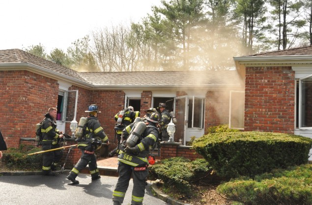 Fire on Durham Drive, Dix Hills